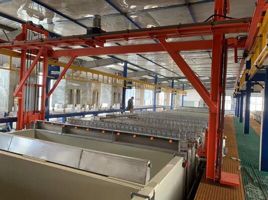 Giá tốt 8000 * chiều rộng * 3500 bể bên trong kích thước dây chuyền sản xuất anodizing cho 6061 đến 6063 nhôm với khả năng mở rộng và tự động hóa trực tuyến