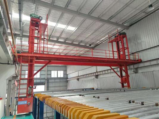 Giá tốt 40 tấn / tháng Semi-Automatic Hard Anodizing Production Line cho các bộ phận ô tô với độ dày phim 25 ∼ 80 μm Trực tuyến