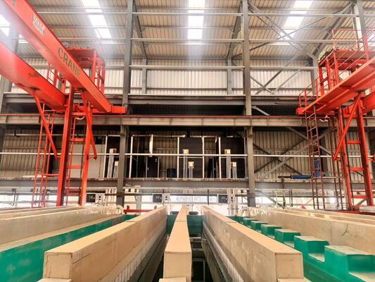 Giá tốt Dây chuyền Anodizing Nhôm Tự động với Lớp màng đồng nhất 10–15µm và Điều khiển Tự động PLC cho Linh kiện Sạch Bán dẫn Trực tuyến